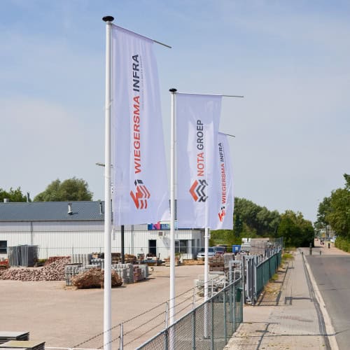 6 meter polyester baniermast met vaste uithouder